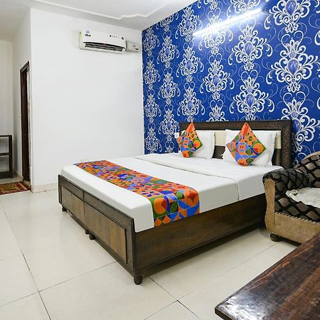 Fabexpress Diamond Sec 45 Hotel Chandigarh Ngoại thất bức ảnh