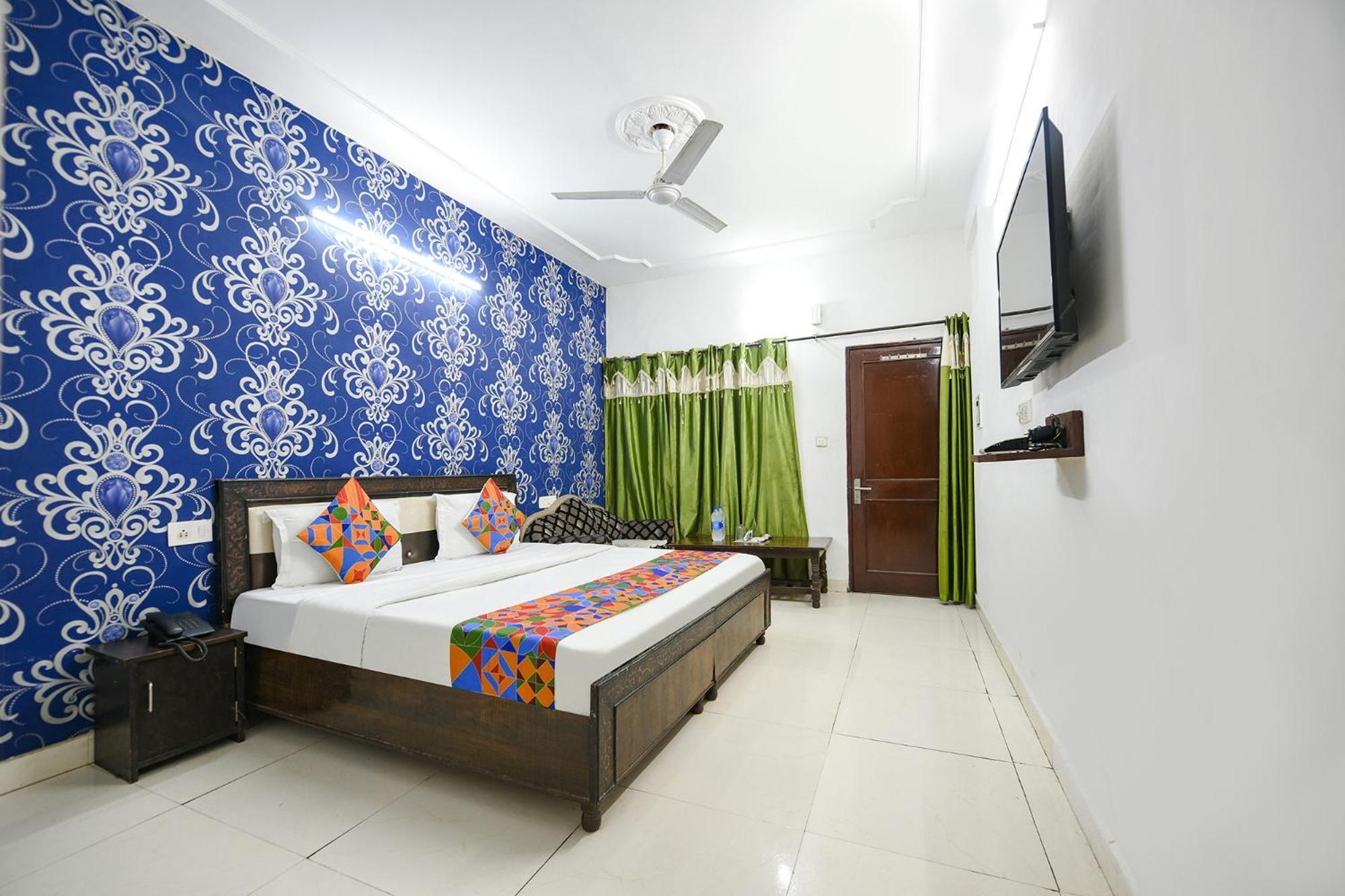 Fabexpress Diamond Sec 45 Hotel Chandigarh Ngoại thất bức ảnh