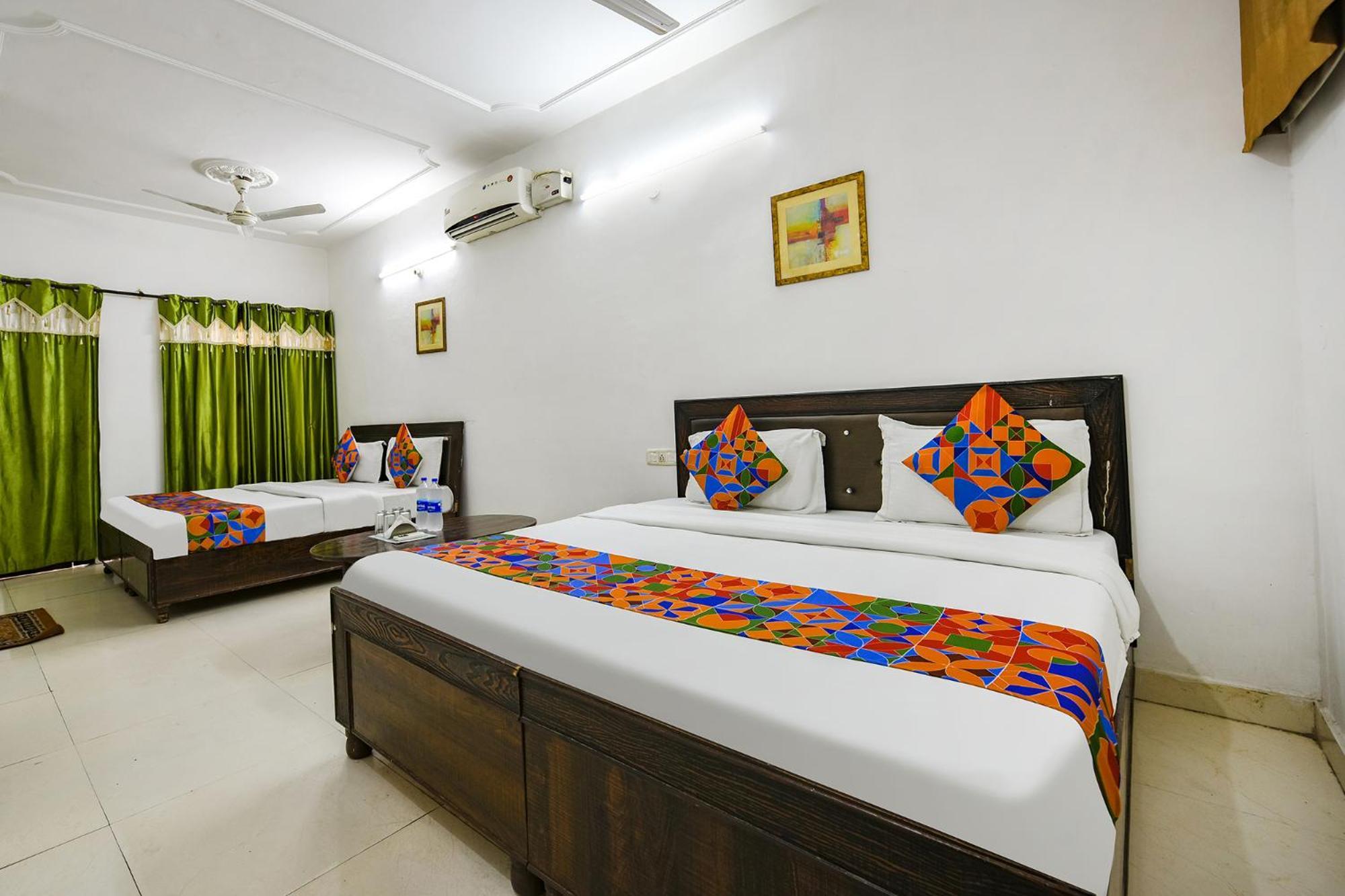 Fabexpress Diamond Sec 45 Hotel Chandigarh Ngoại thất bức ảnh